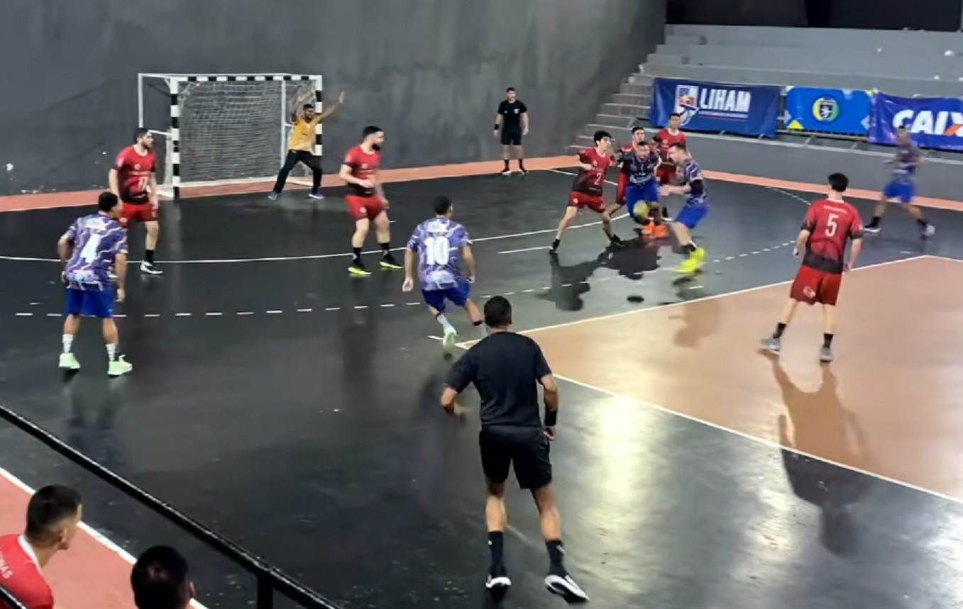 Recriança perde semi de virada e vai jogar pelo 3º lugar na Conferência Norte de Handebol