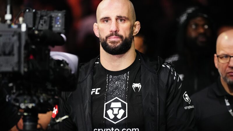 Lutador do UFC é suspenso por doping e admite uso de substância proibida: “Maior erro da vida”