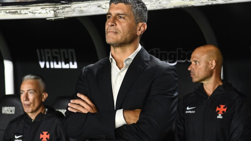 Pedro Emanuel afirma que Vasco fez o suficiente para ganhar do Mirassol: “Merecíamos ter vencido”