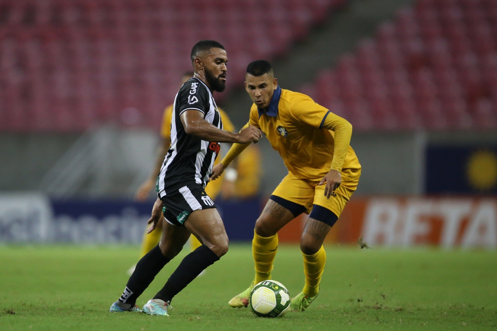 Novo jogador do Paysandu já está em Belém; anúncio será feito em breve
