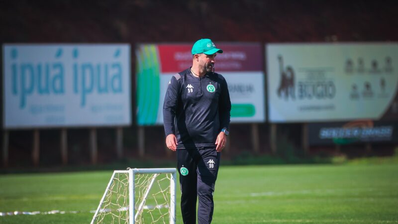 Escalação da Chapecoense: mudanças na lateral e ataque para enfrentar o Flamengo