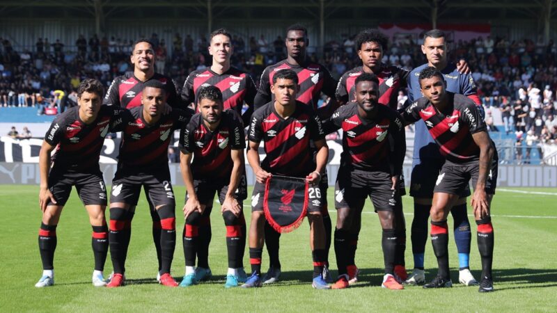 Análise: Athletico tem destaques individuais e sinais de alerta em amistoso contra o Bragantino