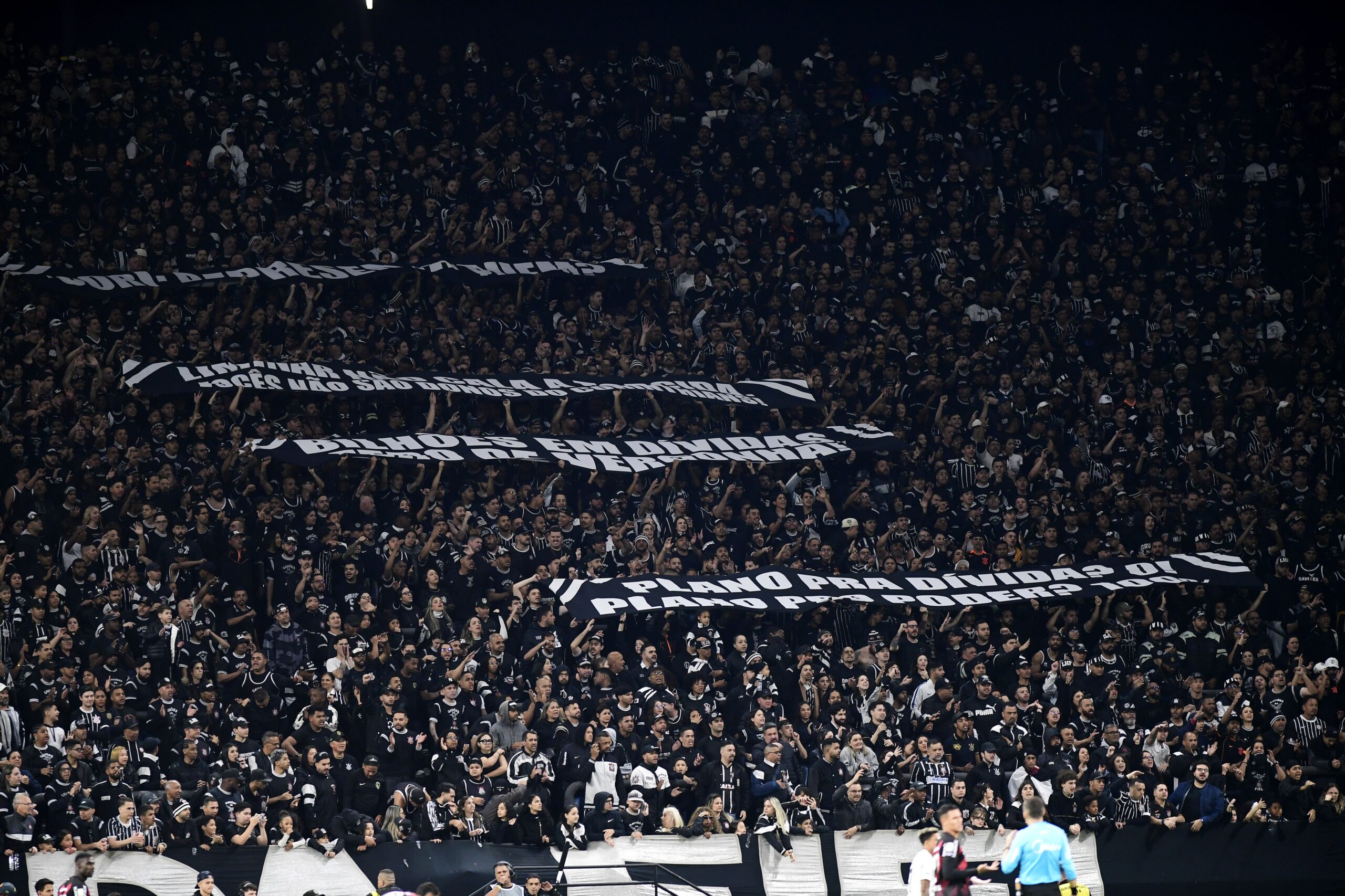 Corinthians 0 x 0 Athletico-PR tem o maior público da 21ª rodada do Brasileiro; veja a lista