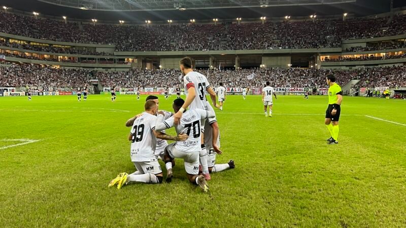 Vitória contra Santa Cruz devolve as esperanças para o Figueirense