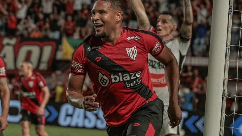 Remo anuncia zagueiro do futebol vietnamita