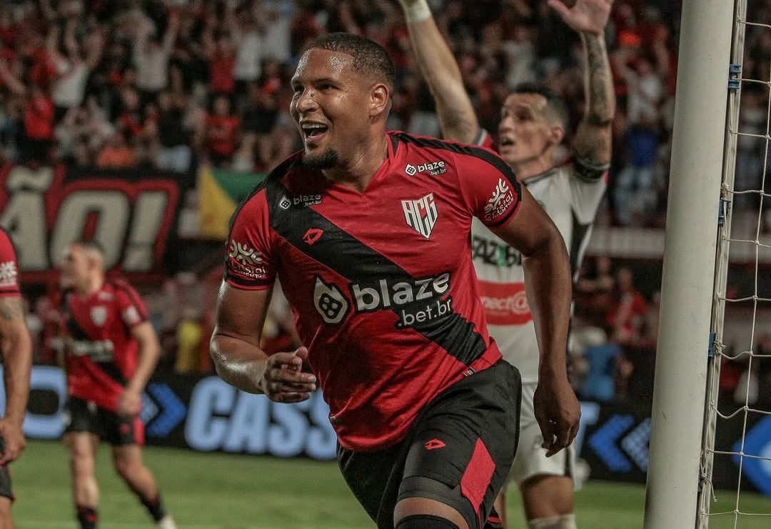Remo anuncia zagueiro do futebol vietnamita