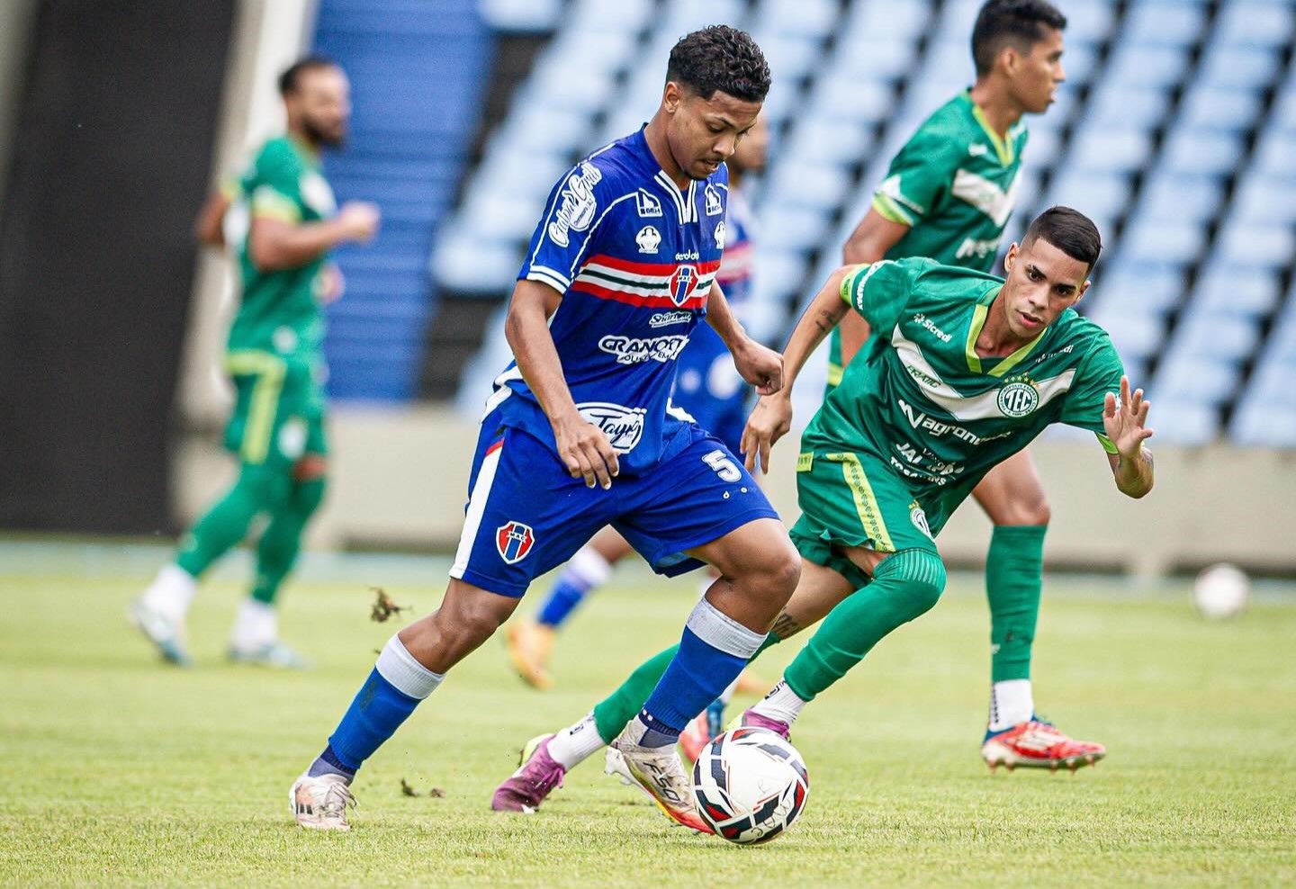 River-PI anuncia volante Caio Victor, ex-Maranhão, para o Piauiense Série B 2026