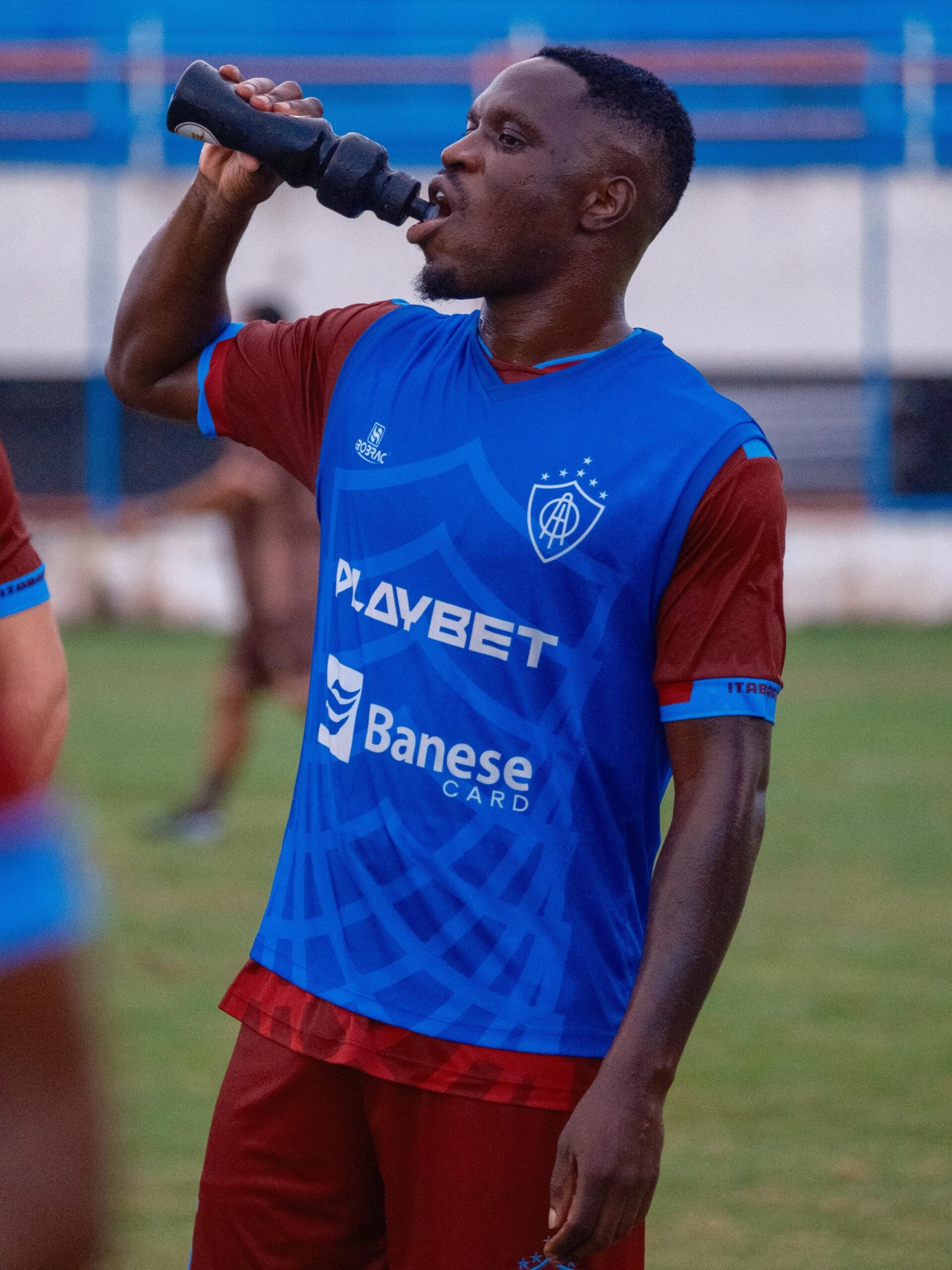 Diretoria do Itabaiana comunica saída do atacante Romário Baldé