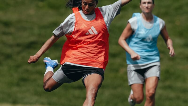 Com piauiense Adriana Silva, Al-Qadsiah inicia treinos de pré-temporada para 2026/2027