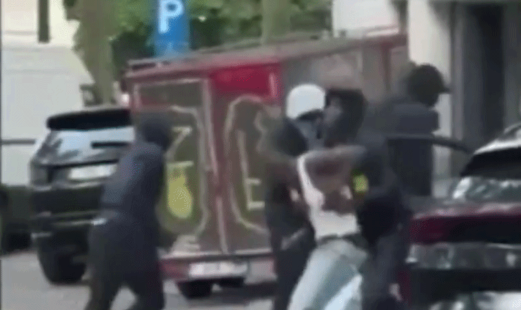 Criminosos cercam e arrastam jogador para fora do carro na Bélgica; veja vídeo