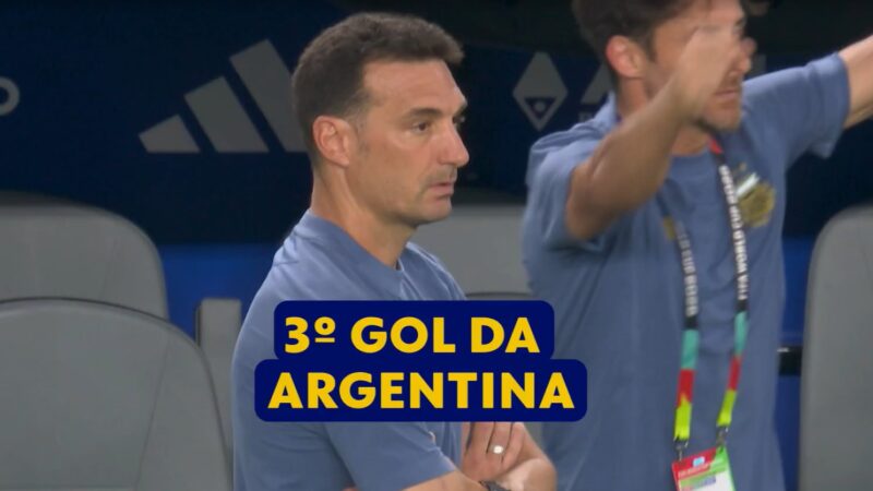 Scaloni não reage nos gols da Argentina: “Estava angustiado”; assista