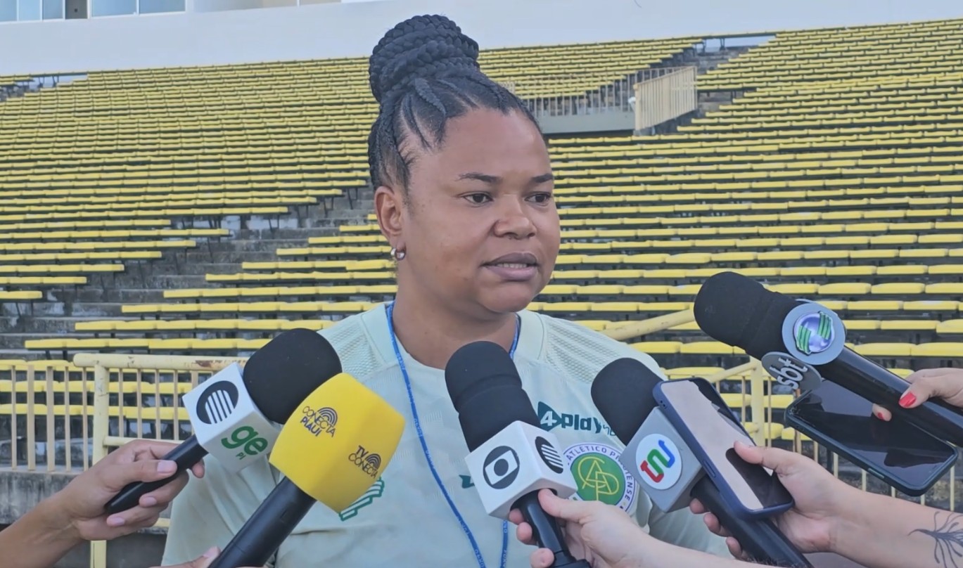 Renata Costa detalha alta carga de jogos do Atlético-PI e avalia jogo contra Atlético-MG