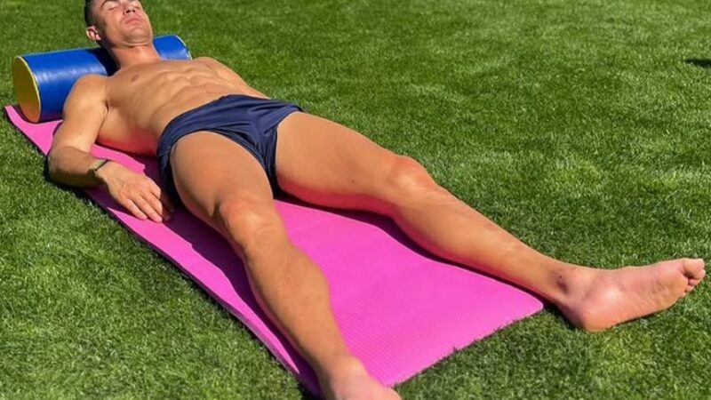 Quem é o “guru do sono” amigo de Ancelotti que faz Cristiano Ronaldo dormir cinco vezes por dia