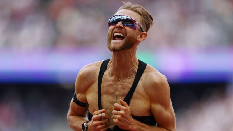 Britânico Josh Kerr quebra recorde mundial da milha que durava 27 anos