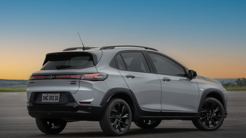 Vai comprar o Chevrolet Sonic? Veja 8 pontos que você precisa saber antes de fechar negócio