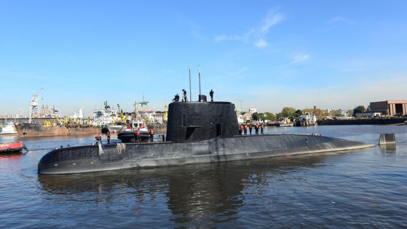 Ex-comandante é condenado por naufrágio de submarino da Argentina que matou 44 tripulantes