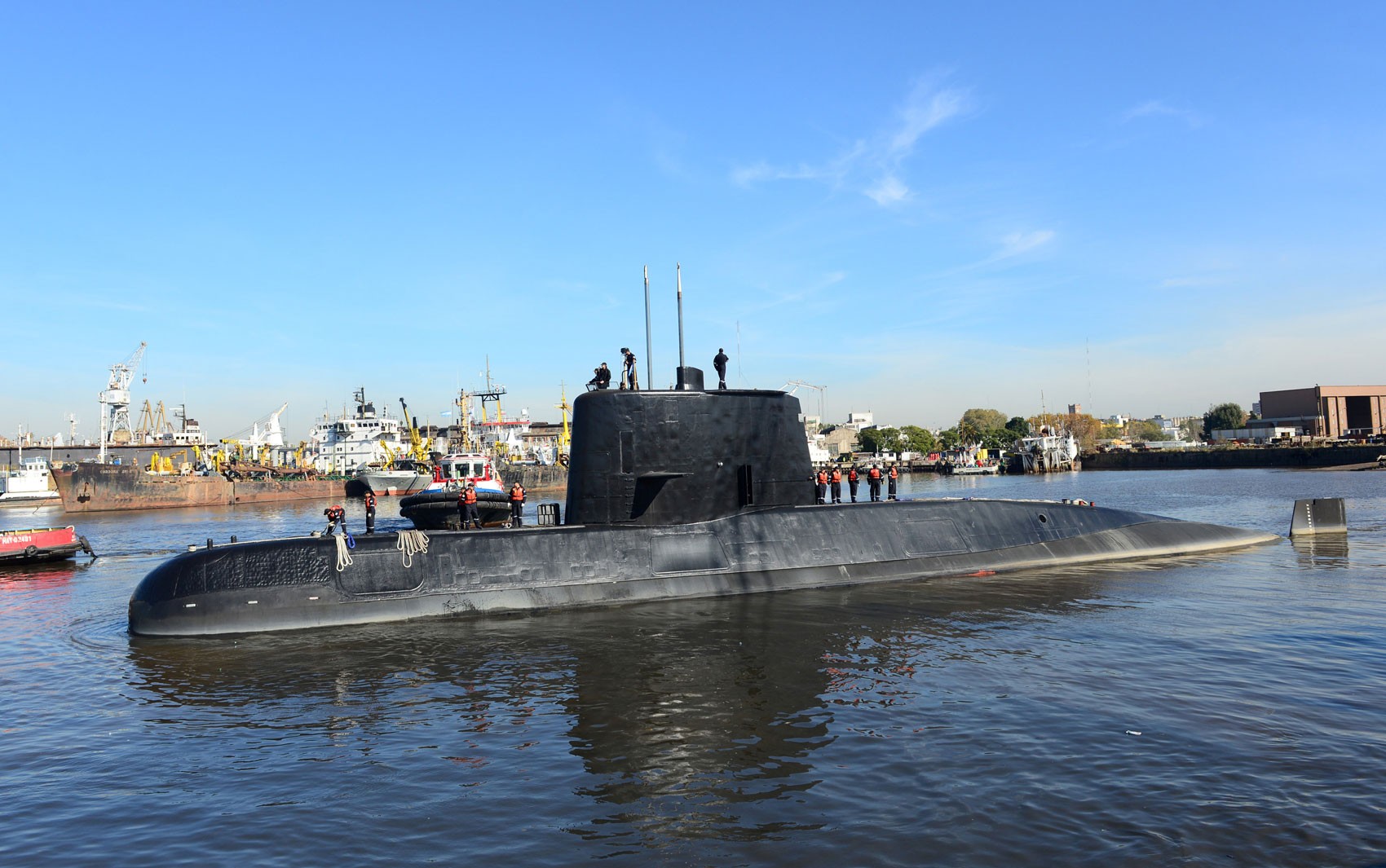 Ex-comandante é condenado por naufrágio de submarino da Argentina que matou 44 tripulantes