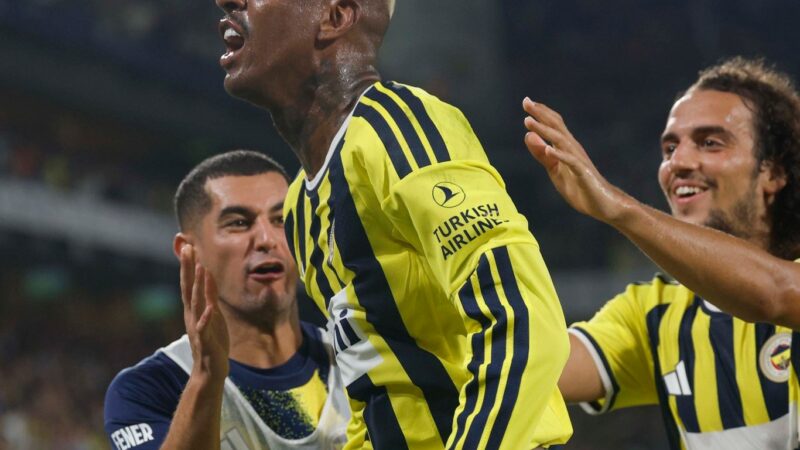 Talisca projeta reencontro com poloneses após gol: “Totais condições de disputar a Champions”