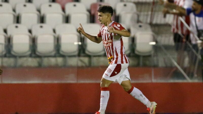 Thalissinho rescinde com o Náutico e acerta com clube do exterior