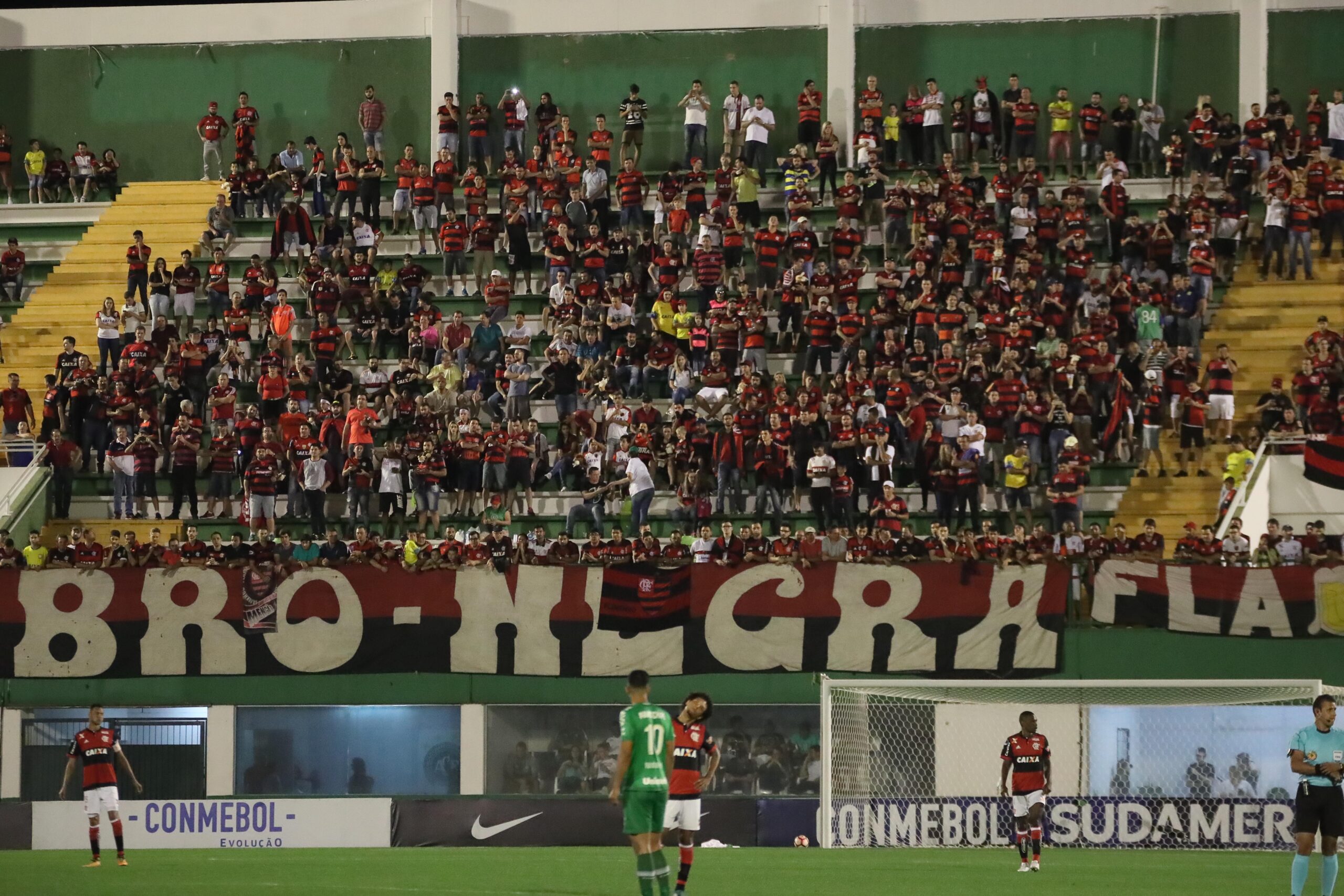 Flamengo terá maior parte da carga de ingressos em jogo contra a Chapecoense