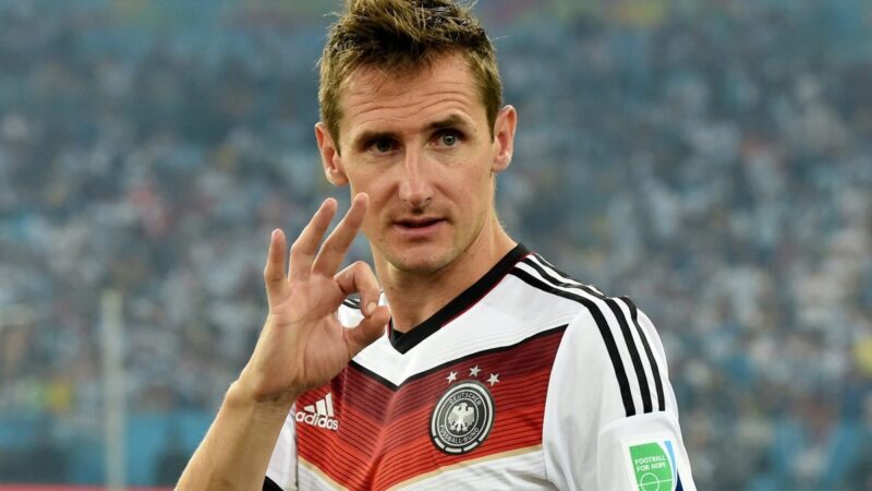 Klose revela telefonema de Messi depois de ter seu recorde quebrado na Copa: “Foi muito emocionante”