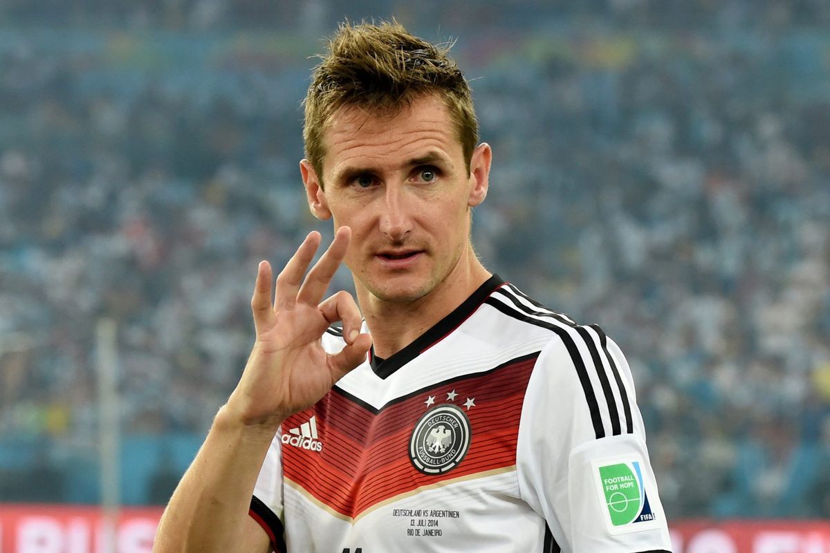 Klose revela telefonema de Messi depois de ter seu recorde quebrado na Copa: “Foi muito emocionante”