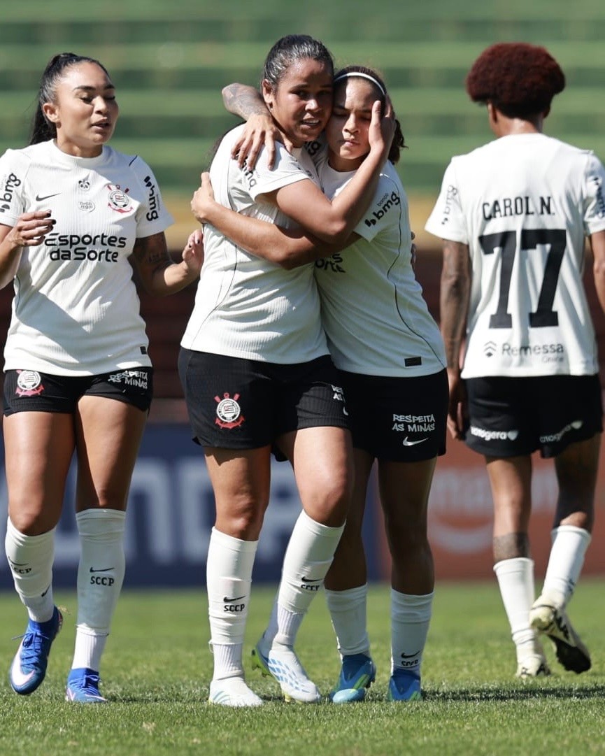 Cartola feminino: Vic Albuquerque, do Corinthians, é a maior pontuadora da 13ª rodada