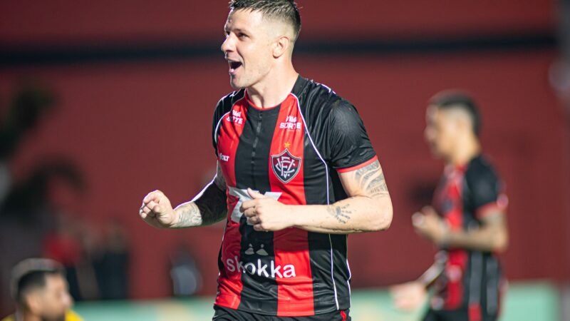 Bolão da dupla Ba-Vi: ninguém acerta eliminação do Brasil, e Renato Kayzer vence disputa do ge
