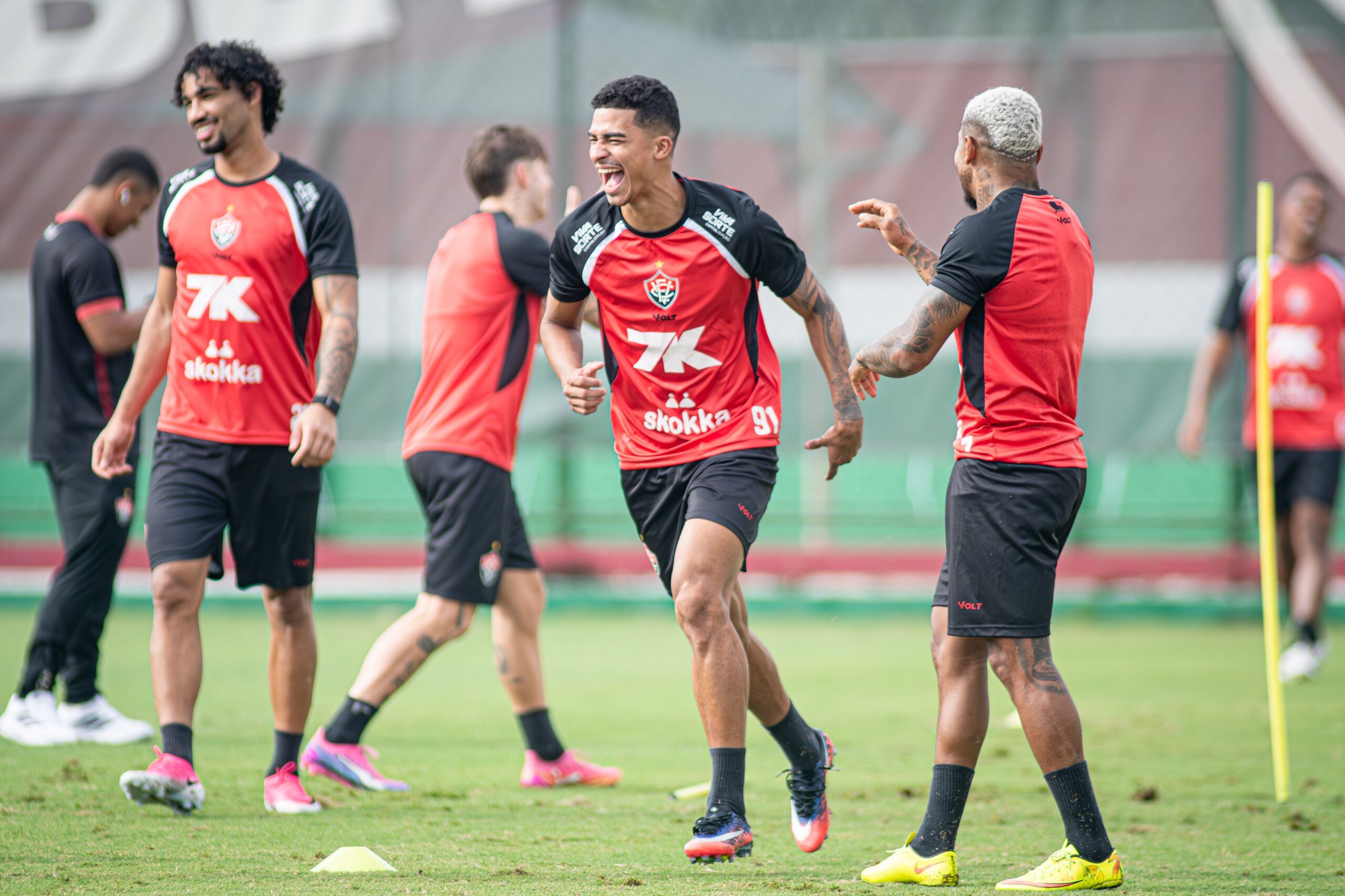 Vitória abre o returno com desafio de ir além da Série A de contrastes e se firmar na 1ª metade da tabela