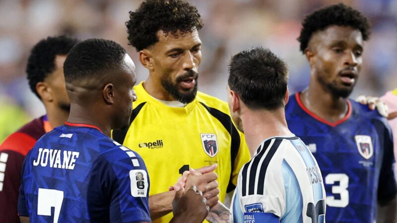 Vozinha se despede da Copa com 18 defesas; jogo contra Argentina foi o que o goleiro mais trabalhou