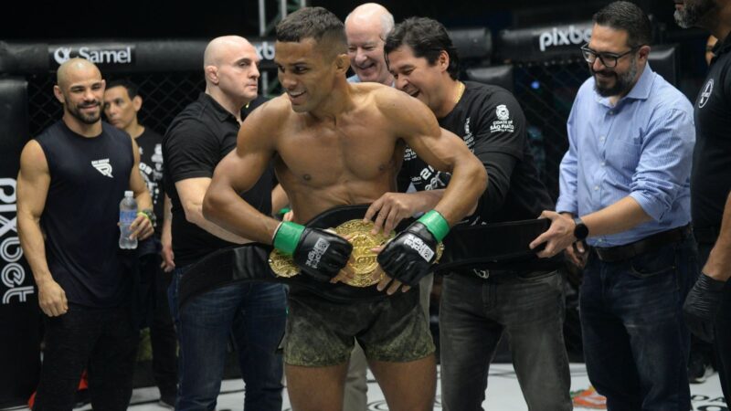 Tiago Pereira afirma ser lutador mais bem pago do Jungle Fight: “Pode colocar vários zeros aí”