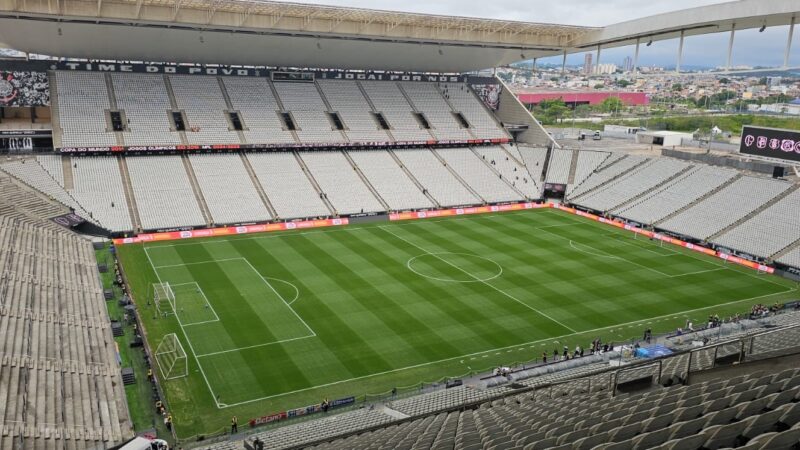 Corinthians inicia retirada das cadeiras do setor Sul da Neo Química Arena