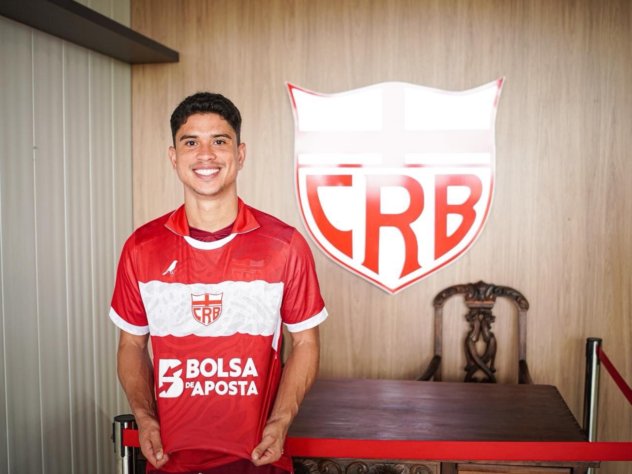 Kevin revela segredo do CRB para fechar a defesa com Fábio Matias