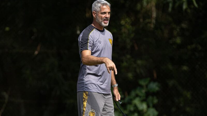 Técnico Rodrigo Santana e lateral Raylison Pacheco desfalcam o Amazonas conra o Paysandu