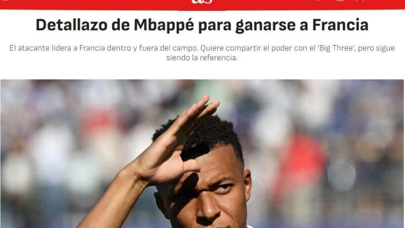 Mbappé presenteia companheiros com fones de ouvido na Copa