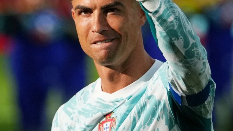 Cristiano Ronaldo comemora classificação de Portugal: “Foi uma partida muito sofrida”