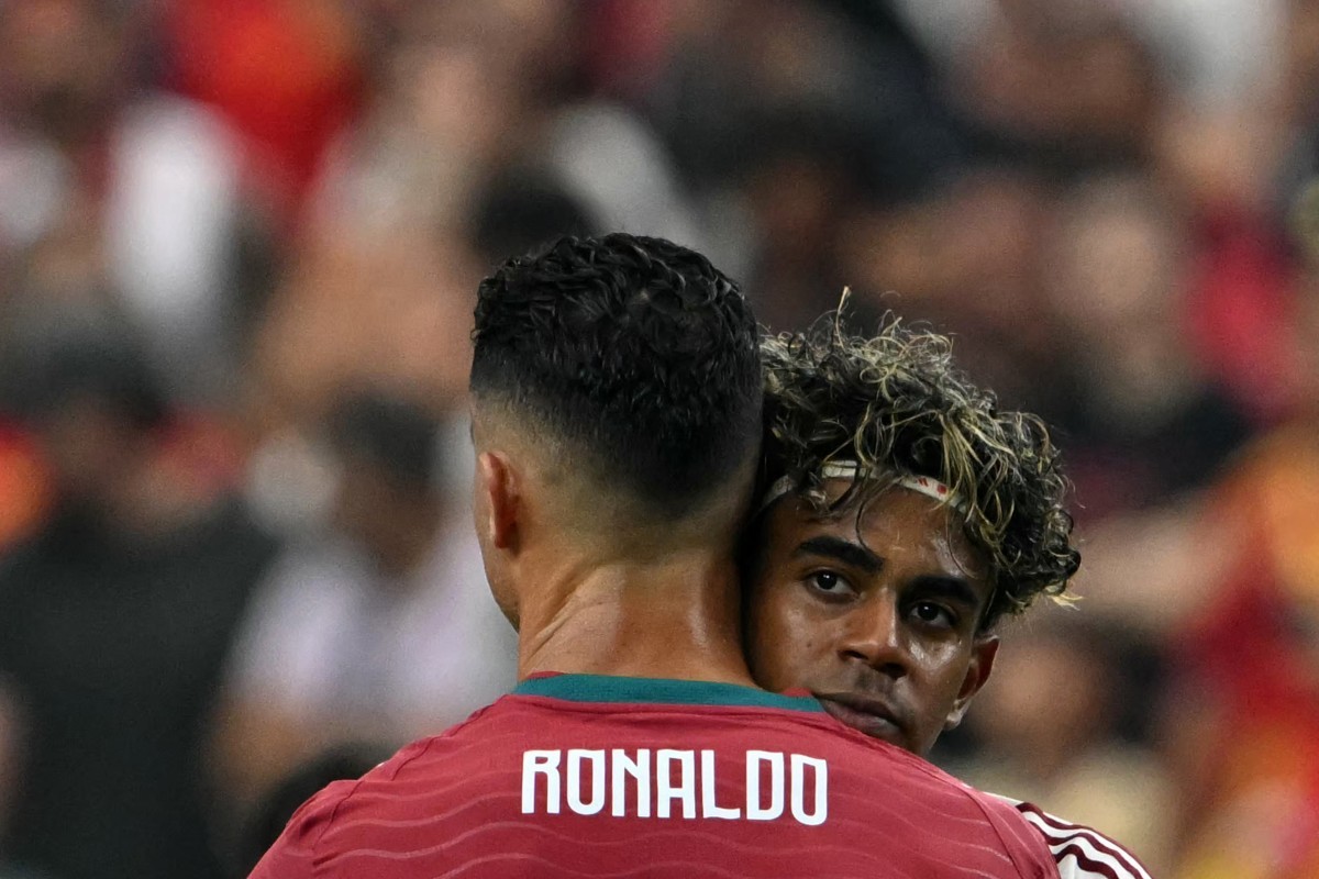 Passagem de bastão? Yamal consola Cristiano Ronaldo após eliminação de Portugal; vídeo