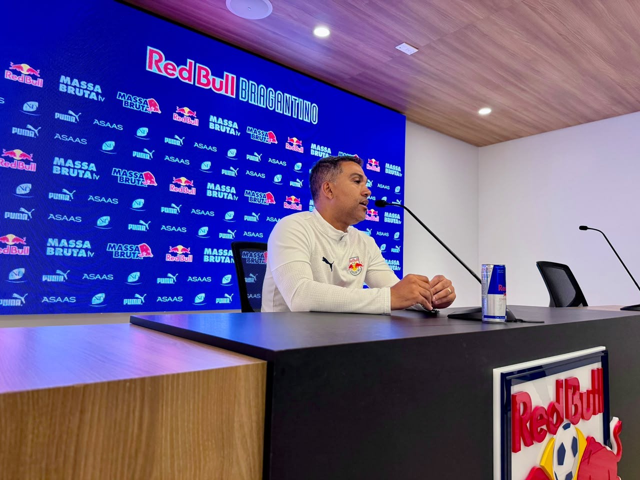 Preparador físico do Bragantino detalha trabalho com elenco durante pausa da temporada