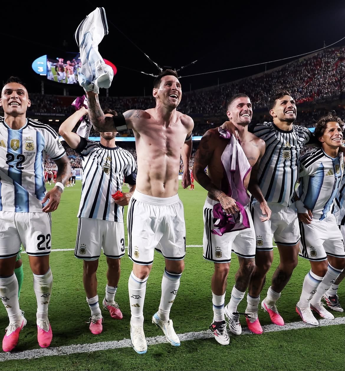 Messi posta sobre classificação às semifinais: “Vamos, cara***!”
