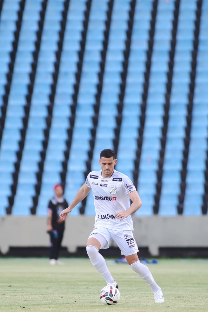 Zagueiro da Inter de Limeira valoriza liderança, mas prega cautela: “Não conquistamos nada”