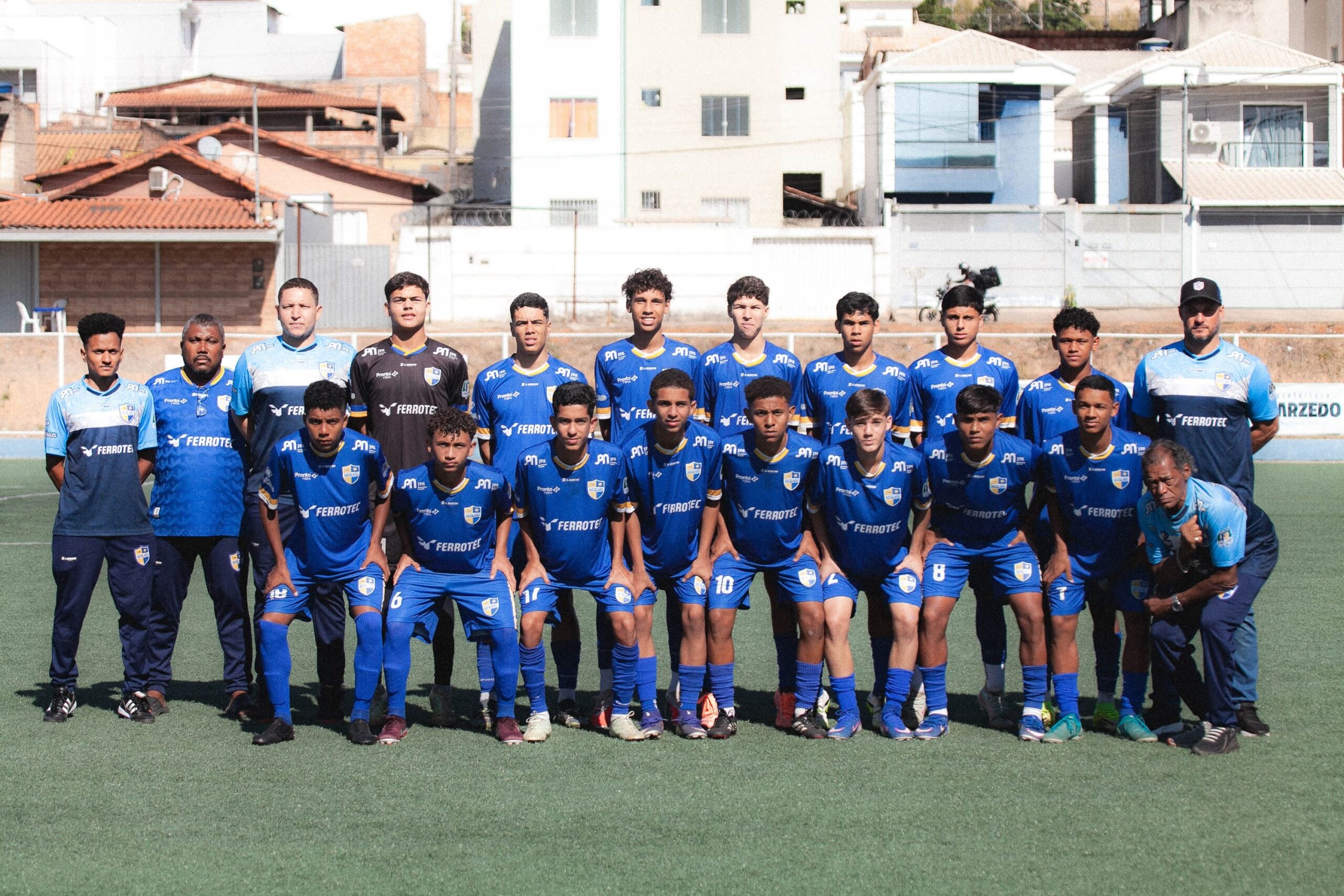 Com 16 gols marcados, Batalhão lidera grupo na Copa Brasileirinho