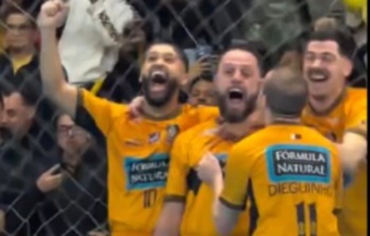 Capita marca na sua despedida do futsal e abre caminho para goleada do Sorocaba sobre o Tubarão