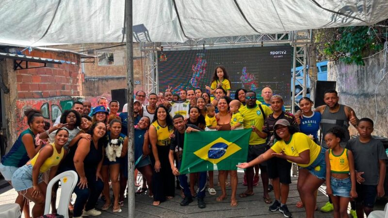 Brasil avança à final da VNL e promove clima de Copa do Mundo em comunidade do Rio de Janeiro