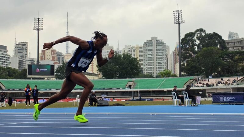 Alison dos Santos vai à final dos 400m com barreiras do Troféu Brasil de Atletismo
