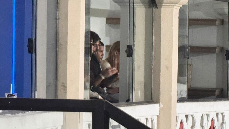 Bruno Guimarães acompanha Vasco x Mirassol em São Januário