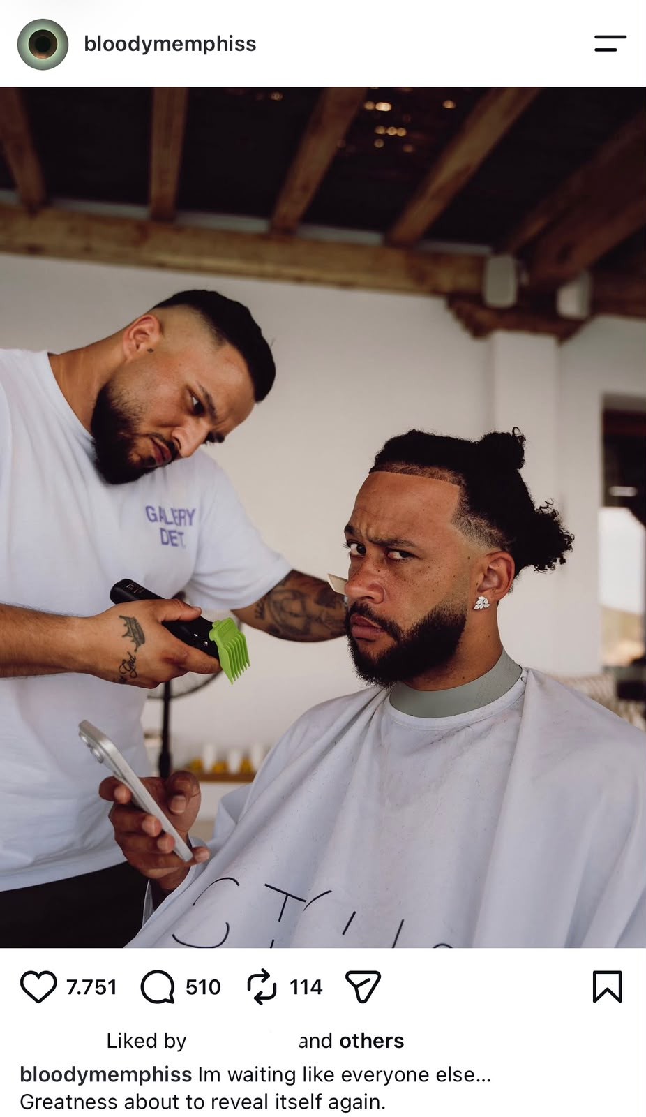 Em negociação com o Corinthians, Memphis faz post enigmático: “Esperando como todo mundo”
