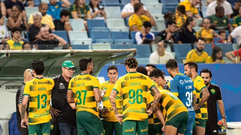 Chances do Cuiabá na Série B: acesso direto, playoffs e risco de rebaixamento após 20 rodadas