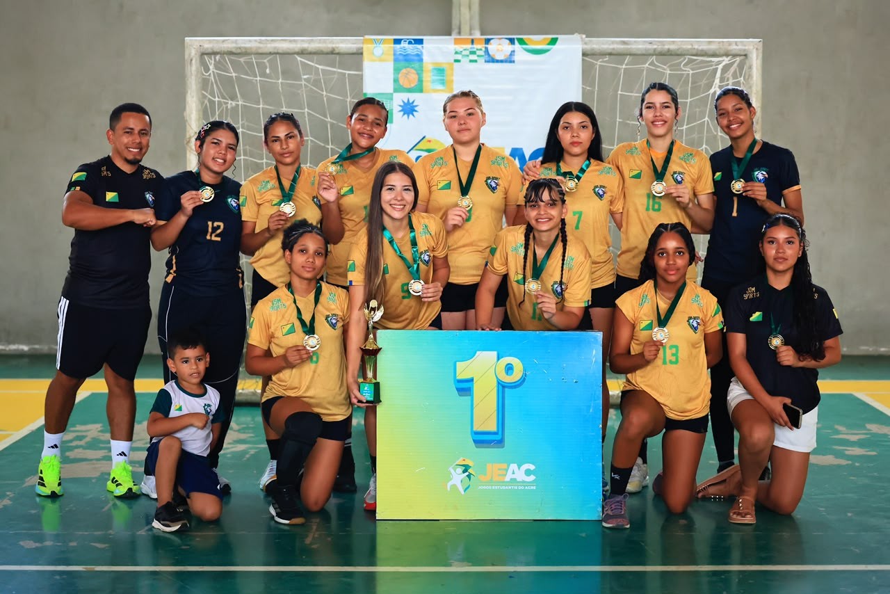 Jader Saraiva Machado é campeã da fase estadual do handebol dos Jogos Estudantis do Acre
