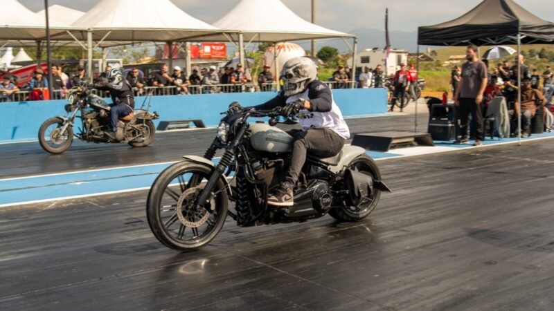 Equipe paranaense é destaque em competição de arrancada de motocicletas