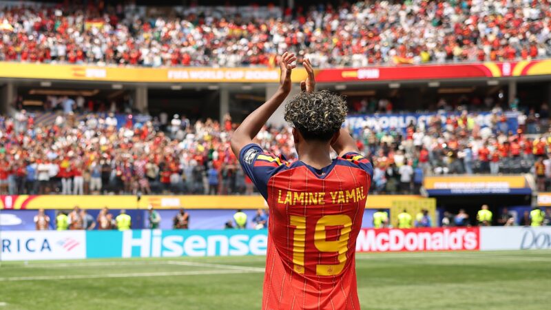 Entenda por que Lamine Yamal não veste a camisa 10 na seleção da Espanha